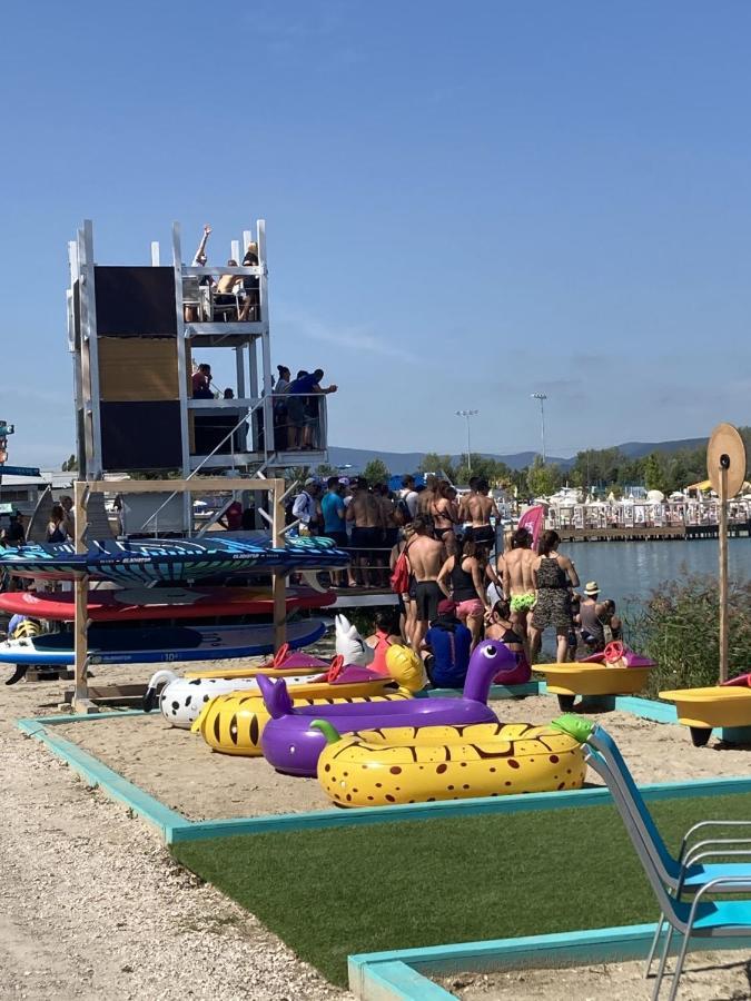 Lupa Tent Budakalász Eksteriør bilde